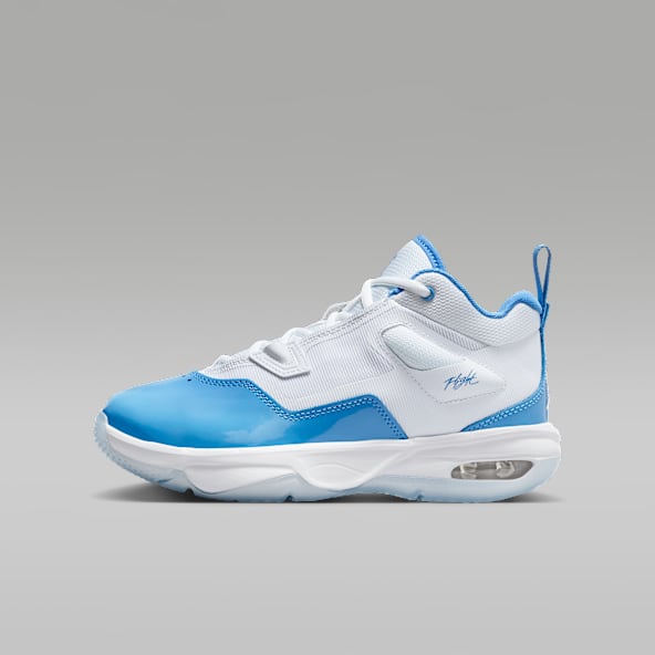 Nuova collezione di scarpe per bambini e ragazzi. Nike IT